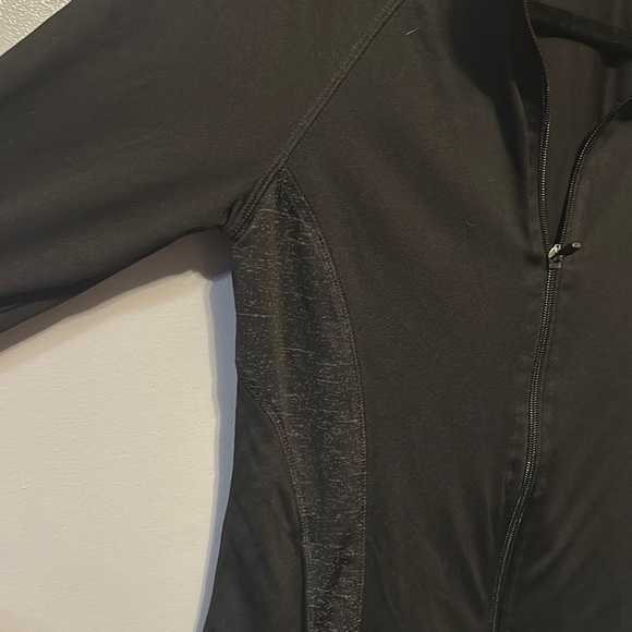 Danskin Black Fitted Zip-Up Jacket with Stand-Up Collar Dri-fit - Picture 4 of 9